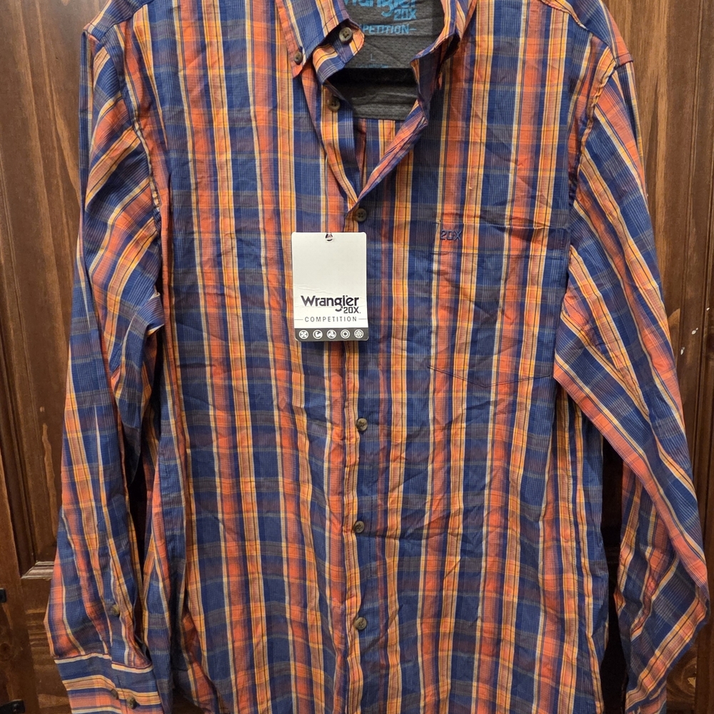 Wrangler Men's Vibrant Plaid Button-Down Shirt